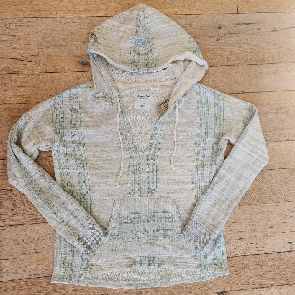 NWT American Eagle Beachy Women's Hooded Sweatshirt coconut girl